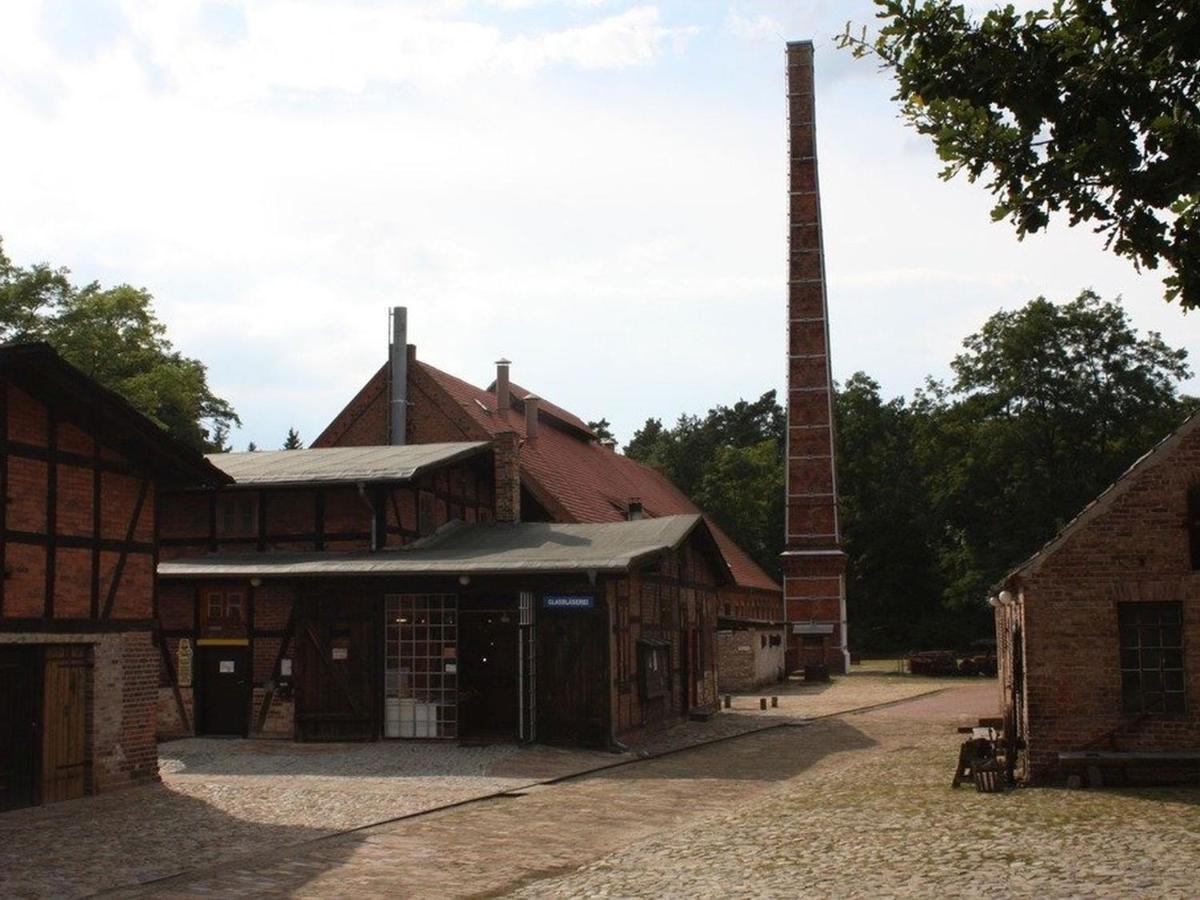 Ferienwohnung Am Roten Schloss Glashutte  Exterior foto